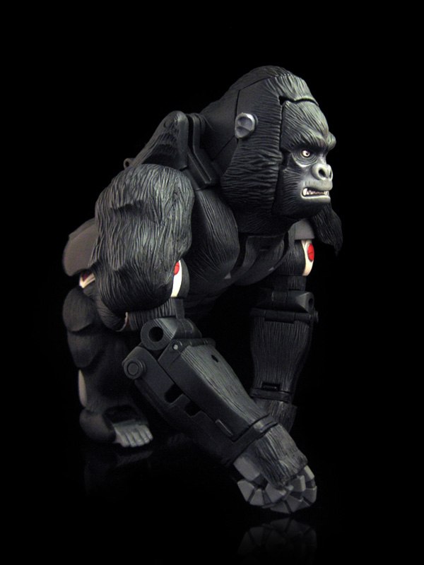 Transformers Custom   Ultimate Optimus Primal By Frenzy Rumble  (2 of 10)